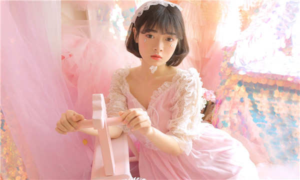 甘井子供卵试管代怀生子多少钱？这一直是很多不孕不育家庭关注的话题。在中国，不孕不育的发生率越来越高，根据《中国不孕不育现状调研报告》显示，育龄夫妇的不孕不育率从20年前的3%增长至现在的12.5%-18.2%，患者人数高达6000万以上。在这样的背景下，许多家庭通过供卵试管来实现自己的生育梦想。那么，供卵试管代怀生子的费用到底是多少呢？